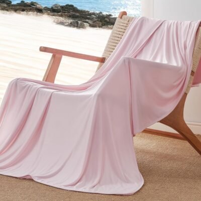 Pink Cooling Blanket for Hot Sleepers - Summer Cold Throw Blanket for Bed,  Lightweight Summer Bedding, Cool Thin Ice Cold Cooled Throws with Rayon Derived from Bamboo, 50x70